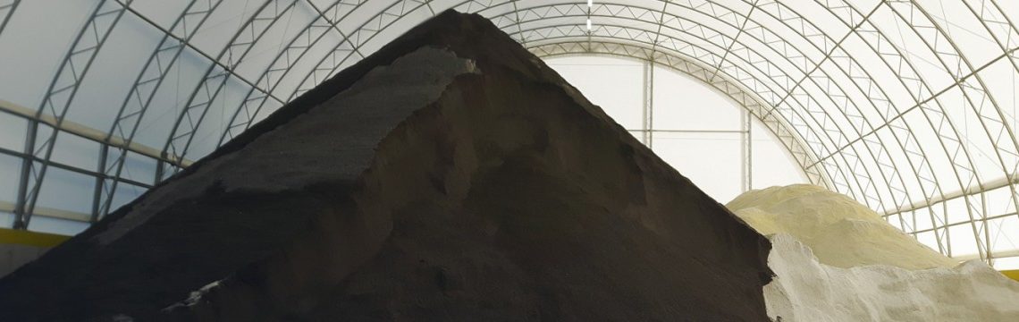 Storing salt and sand inside cobra fabric structure
